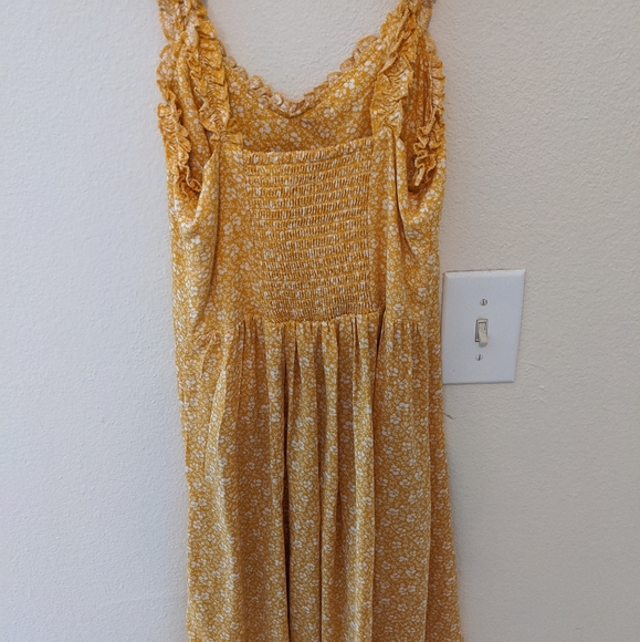 Dress - Picture 3 of 5